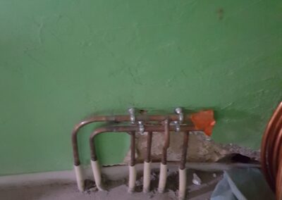 Canalisations ou raccordements de plomberie intérieure