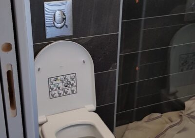 Détail d’une pose de plomberie sanitaire