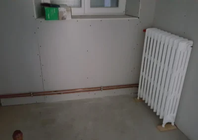 Réseau sanitaire et tuyauterie en place