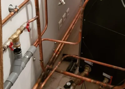 Raccordements de plomberie sur chantier